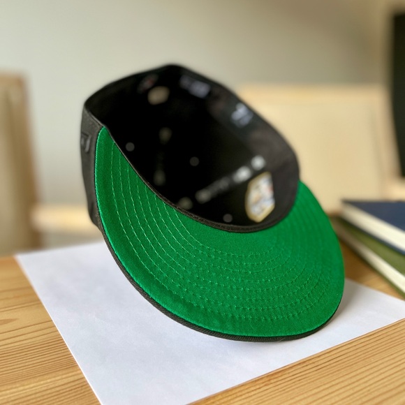 Sold Out Pittsburgh Pirates Roberto Clemente Patch 59FIFTY Fitted Cap - Picture 7 of 9